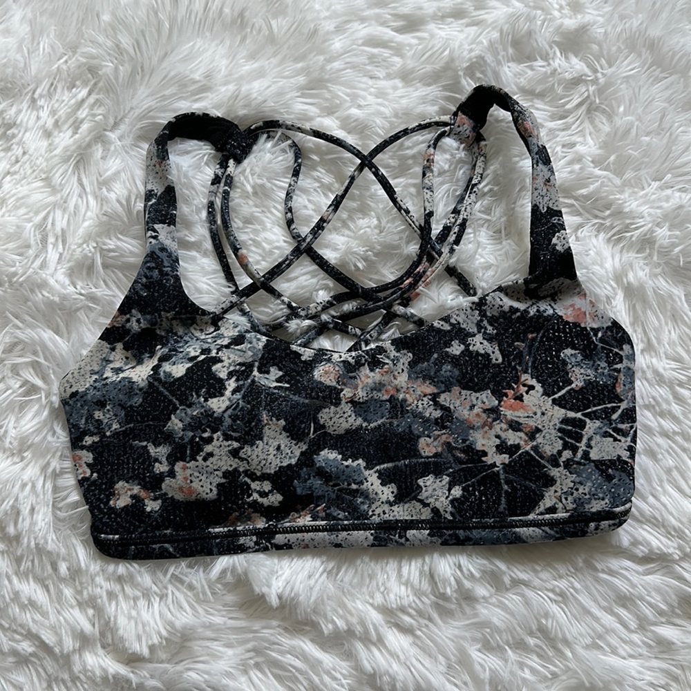 Lululemon Free To Be Wild Bra